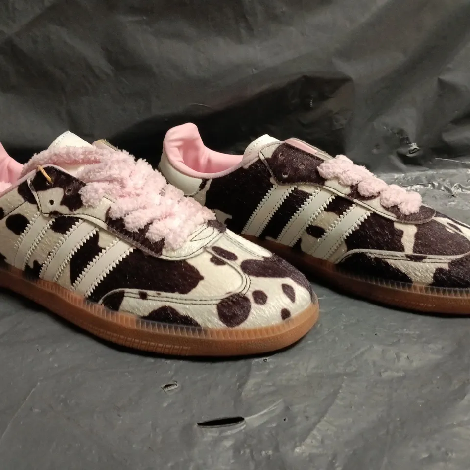 PAIR OF ADIDAS SAMBO OG COW PRINT TRAINERS SIZE UK 7.5