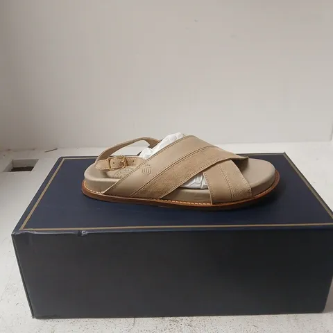 FAIRFAX AND FAVOR WOMENS DUNWICH SANDAL STONE LEATHER UK 3