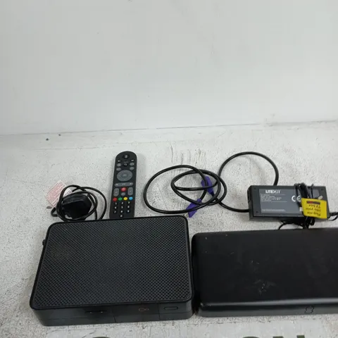 APPROXIMATELY 10 ASSORTED ITEMS INCLUDING EE TV BOX PRO, LITEON AC ADAPTER AND BROADCOM HIGH SPEED HDMI CABLE