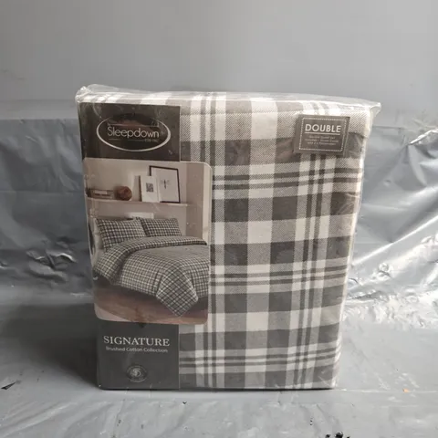 SLEEPDOWN SIGNATURE DOUBLE DUVET SET