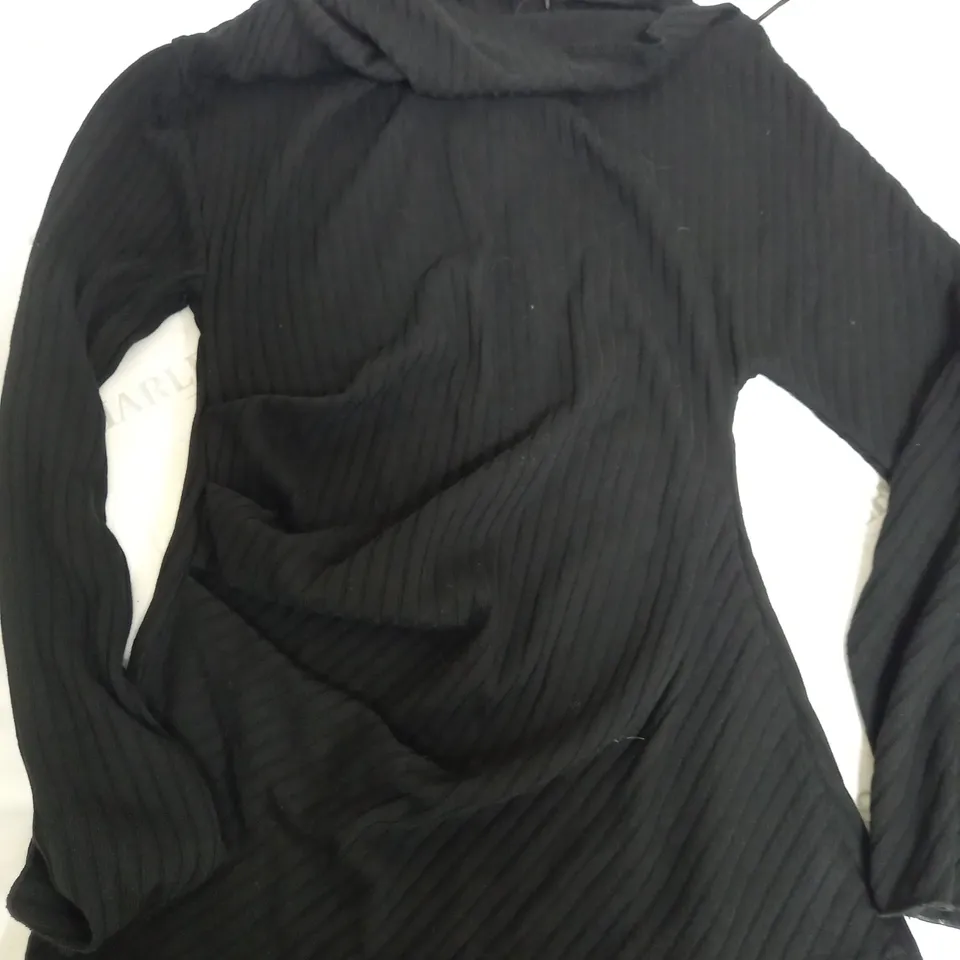 ZARA STRECH BLACK LONG SLEEVE TOP - EUR SMALL
