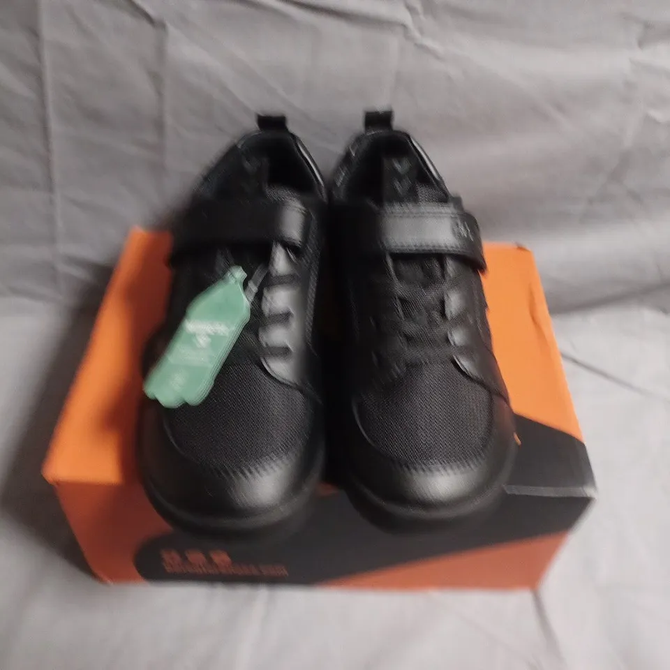 BOXED PAIR OF BGREATER BLACK VELCRO SNEAKERS – UK SIZE 13