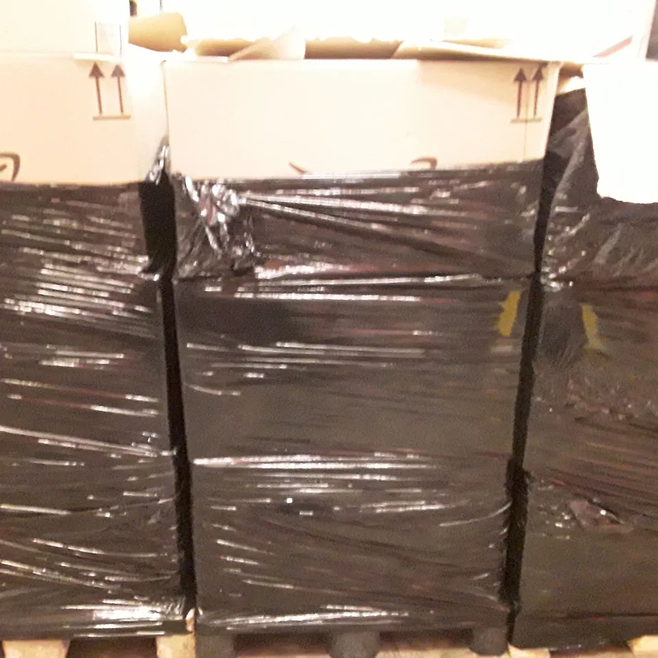 PALLET TO CONTAIN AN ASSORTMENT OF HOUSEHOLD ITEMS TO INCLUDE XBOX ONE GAMES, LUMBAR SUPPORTS, CYCLE BAGS AND CLOTHING ECT