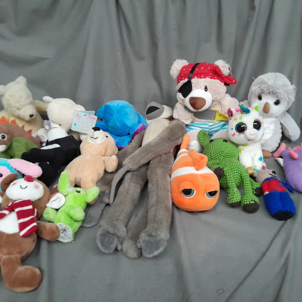 BOX OF ASSORTED PLUSH SOFT TEDDIES