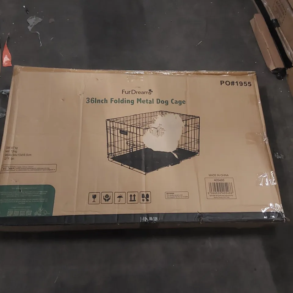 BOXED FURDREAMS 36" FOLDING METAL DOG CAGE