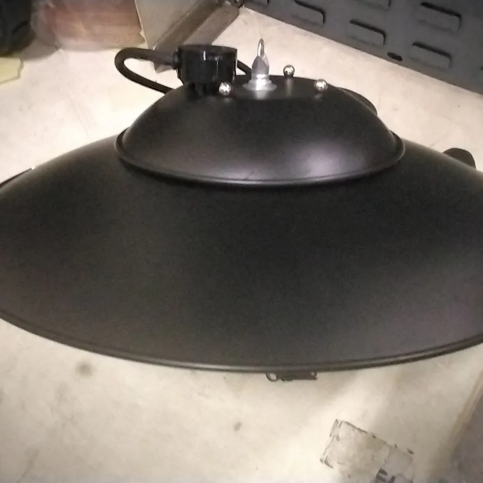 BOXED OUTDOOR PATIO ELECTRIC HEATER 