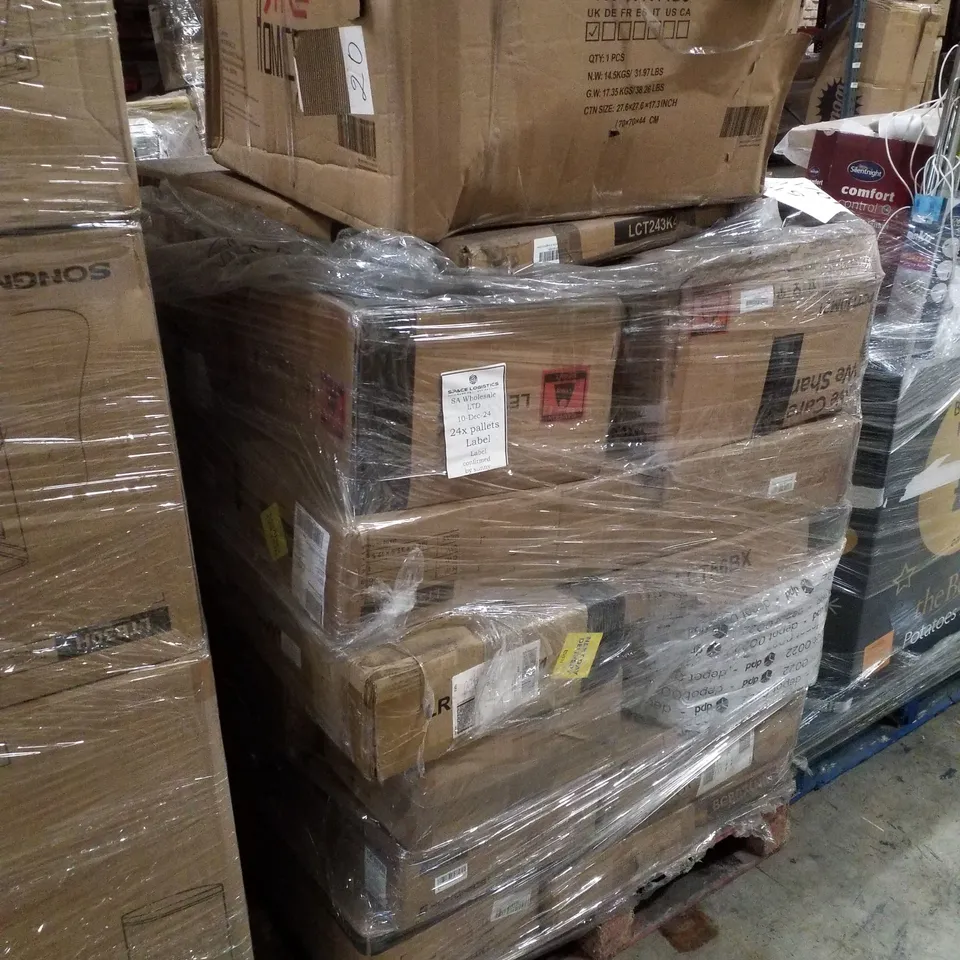 PALLET CONTAINING ASSORTED PRODUCTS INCLUDING NIGHTSTAND, CAT TREE & COFFEE TABLE