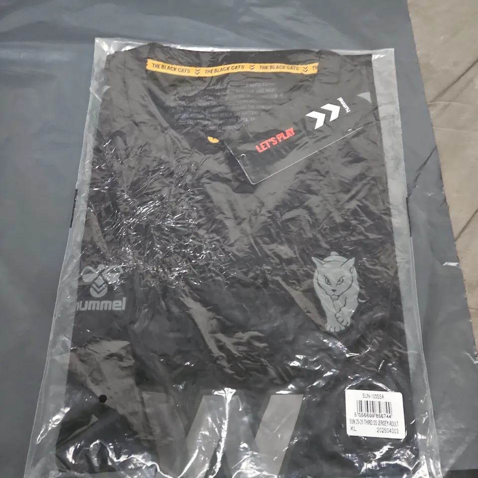HUMMEL THE BLACK CATS JERSEY T-SHIRT BLACK SIZE XL