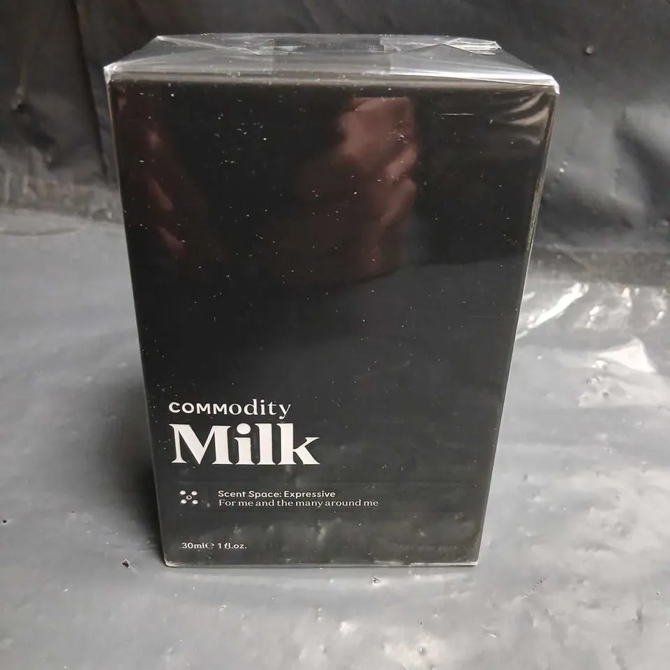 BOXED AND SEALED COMMODITY MILK SCENT SPACE EXPRESSIVE 30ML