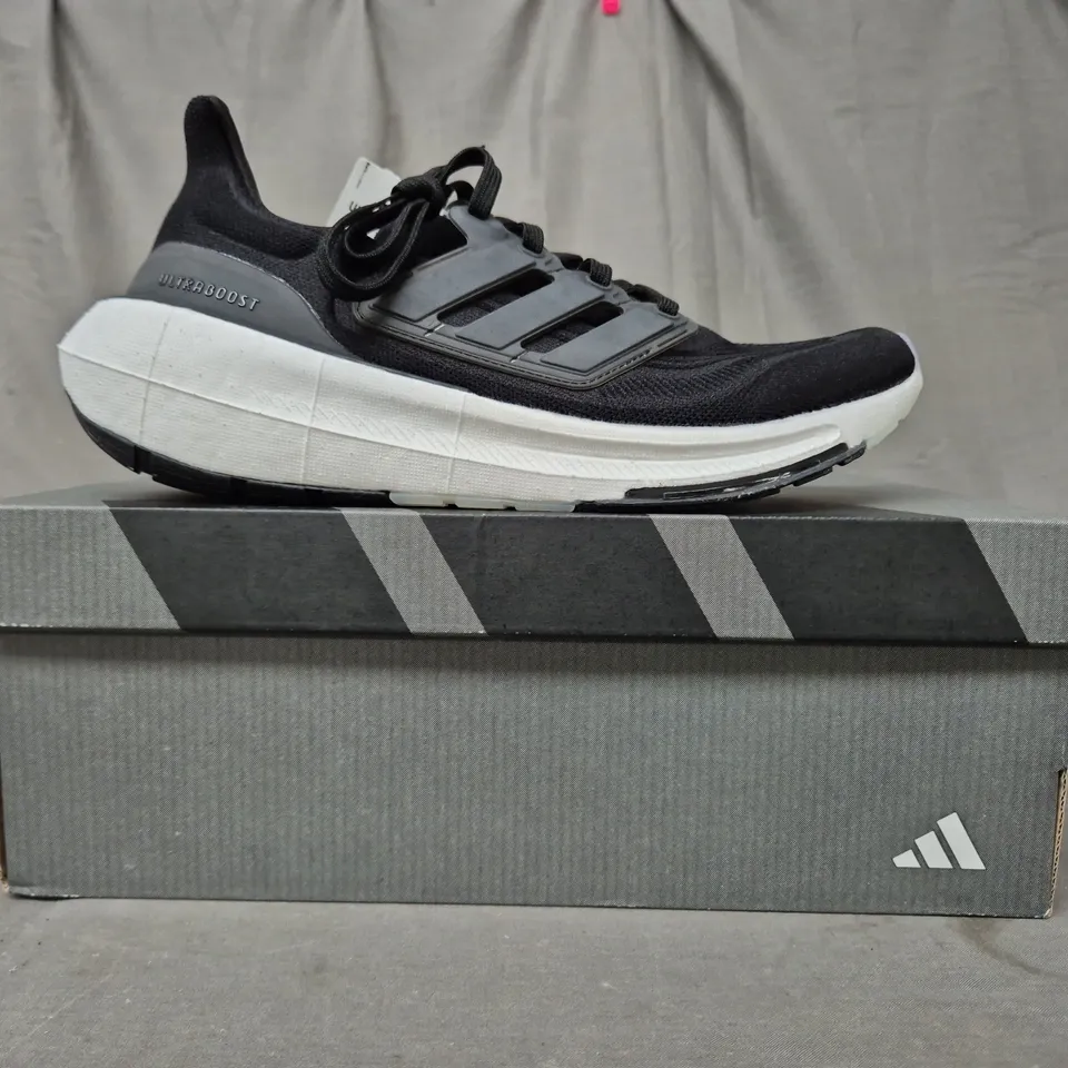 BOXED PAIR OF ADIDAS ULTRABOOST LIGHT WOMEN'S SHOES IN BLACK UK SIZE 7