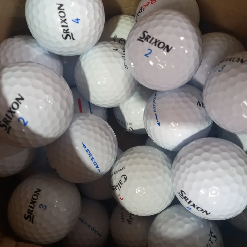 BOX OF APPROXIMATELY 20 ASSORTED GOLF BALLS TO INCLUDE SRIXON, CALLAWAY, ETC