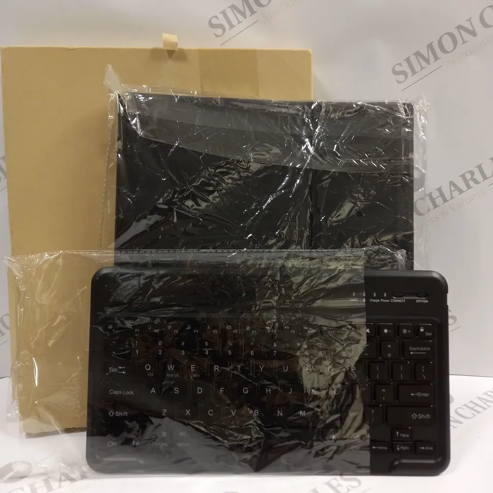 BOXED WIRELESS KEYBOARD SYSTEM 