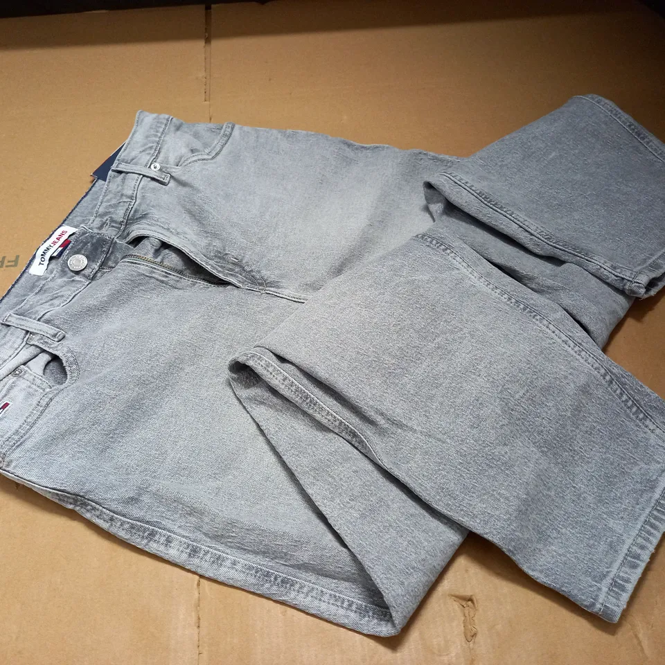 TOMMY JEANS CALLIE HIGH RISE BALLOON JEANS - 30X30