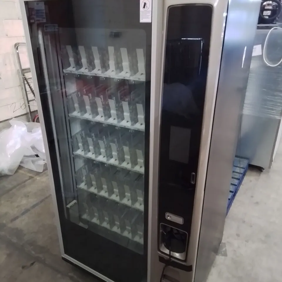 DIXIE-NARCO DN 3800-6 EXPORT DIGITAL REFRIGERATED VENDING MACHINE 