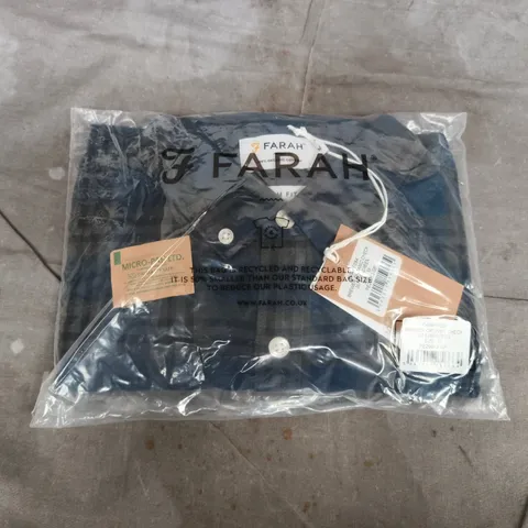 BAGGED FARAH BREWER ORGANIC CHECK 357 EVERGREEN - MEDIUM