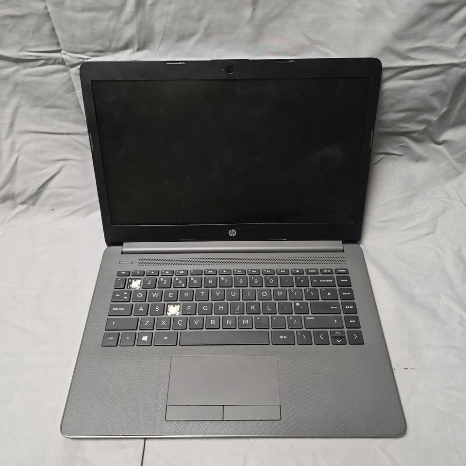 HP 240 G7 LAPTOP 