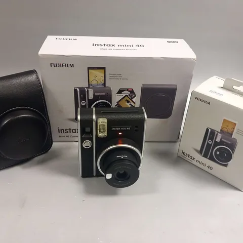 BOXED FUJIFILM INSTAX MINI 40 CAMERA BUNDLE