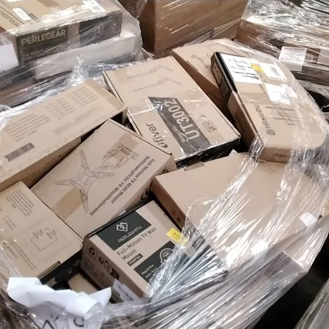 PALLET TO CONTAIN A LARGE QUANTITY TV AND MONITOR WALL/DESK MOUNTS AND BRACKETS // BRANDS AND SIZES VARY