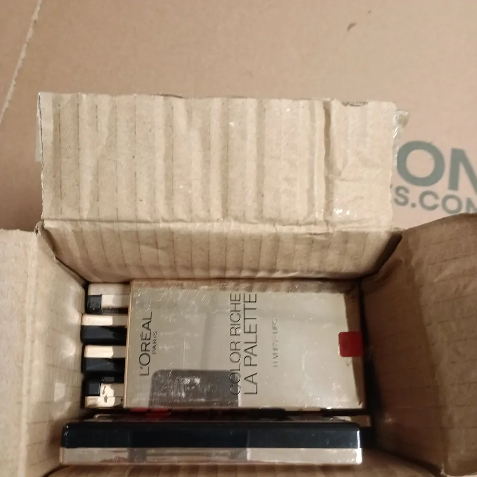 box of approximately 12 L'Oréal Paris Colour Riche La Palette Lip Palette – Lipstick Palettes