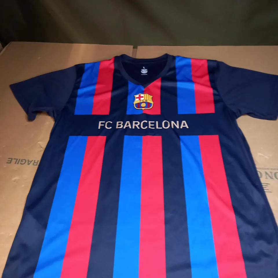 MENS FC BARCELONA SHIRT SIZE L