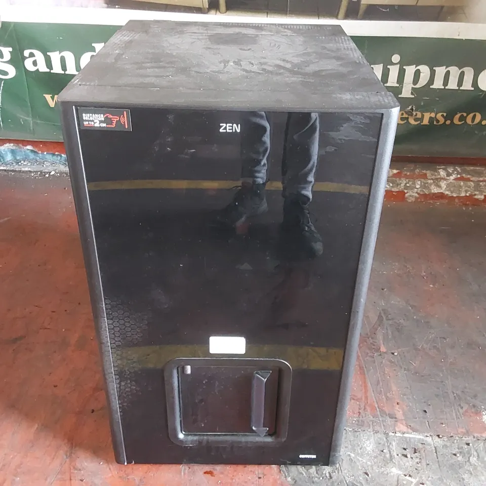 AZKOYEN ZEN 5 COMMERCIAL COFFEE VENDING MACHINE