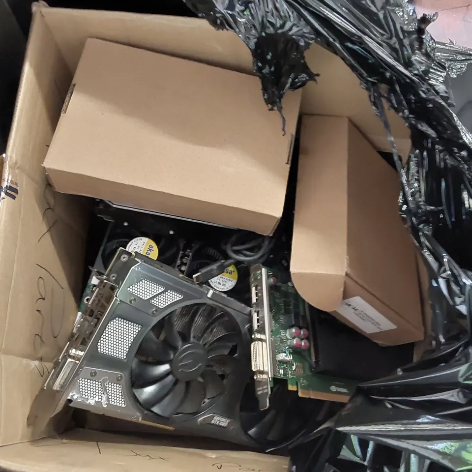 PALLET OF ASSORTED ELECTRICALS AND CONSUMER PRODUCTS TO INCLUDE; PRINTERS, BOX OF ASSORTED JABRA HEADPHONES, ASSORTED COMPUTER COMPONENTS ECT.