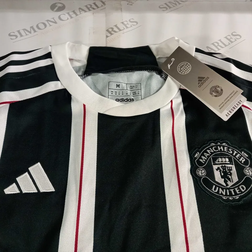 MANCHESTER UNITED SLIM FIT FOOTBALL JERSEY - M