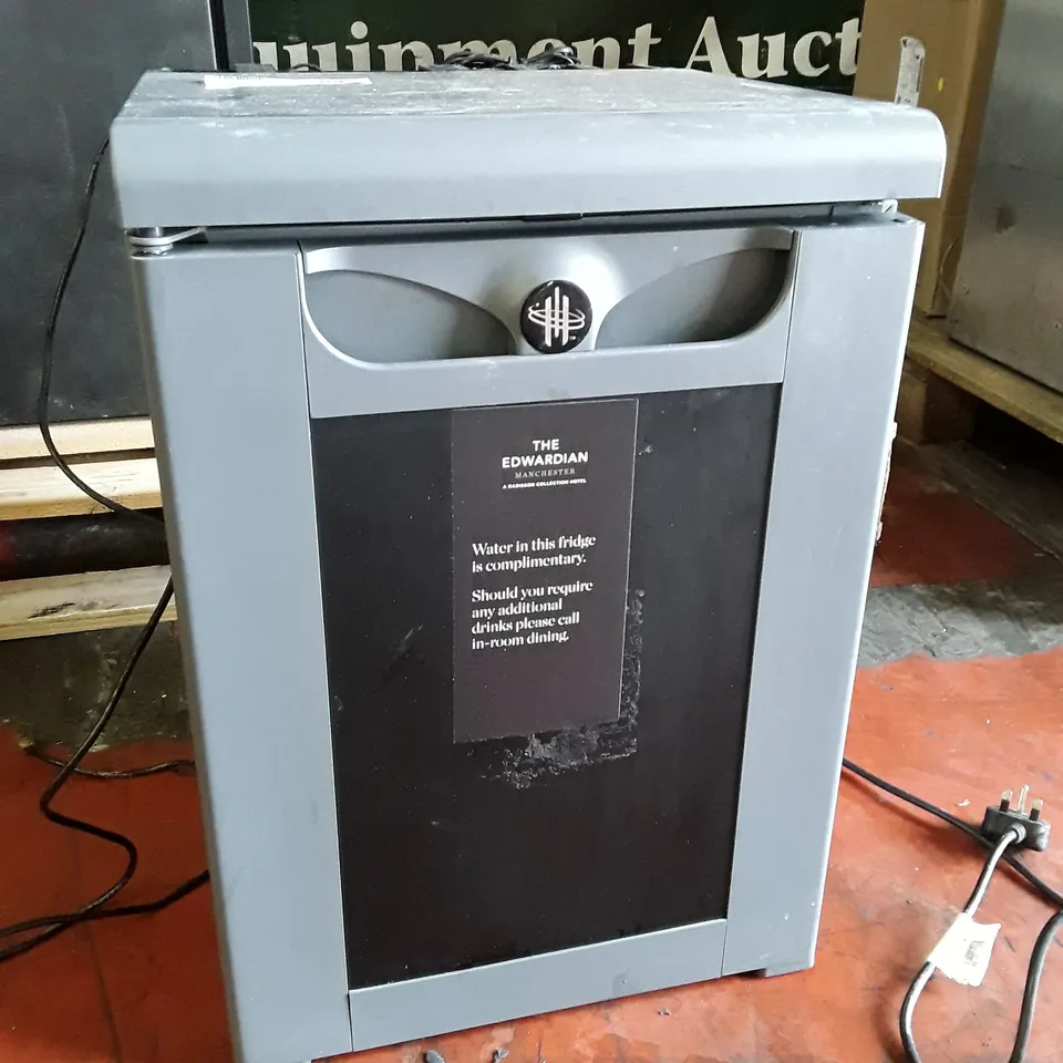 SMARTCUBE SC40 MINIBAR