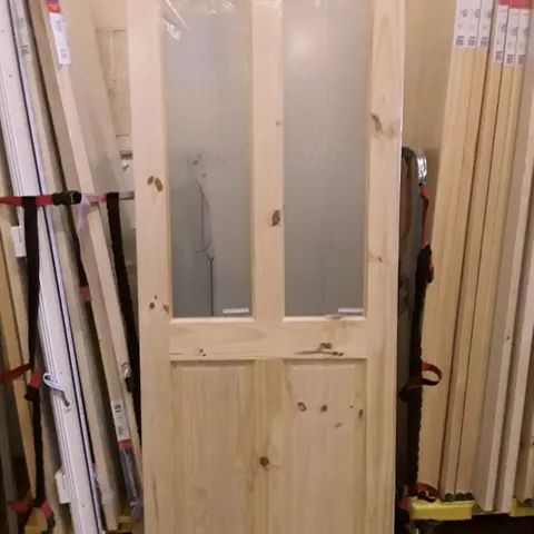 VICTORIA 4 PANEL SQUARE KNOTTY PINE GLAZED INTERNAL DOOR 2040×826MM
