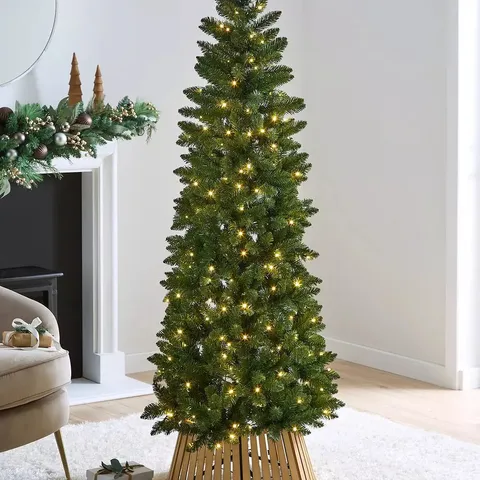 BOXED ARTIFICIAL CHRISTMAS TREE