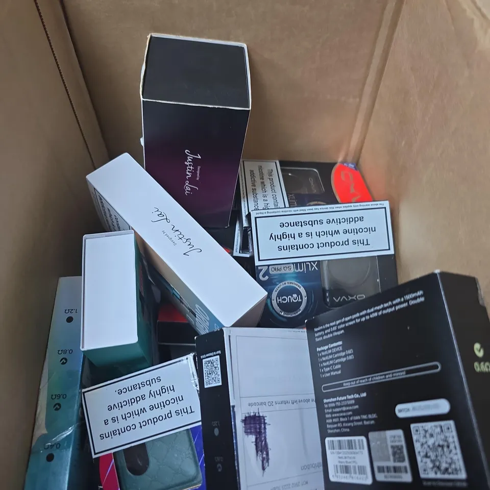 BOX OF APPROXIMATELY 20 ASSORTED OXVA E CIG ITEMS 