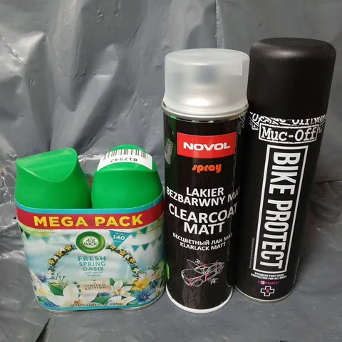 APPROXIMATELY 8 ASSORTED AEROSOLS TO INCLUDE MUC OFF BIKE PROTECT POST WASH (500ml), NOVOL CLEARCOAT MATT (500ml), AIR WICK REFILL, ETC - COLLECTION ONLY