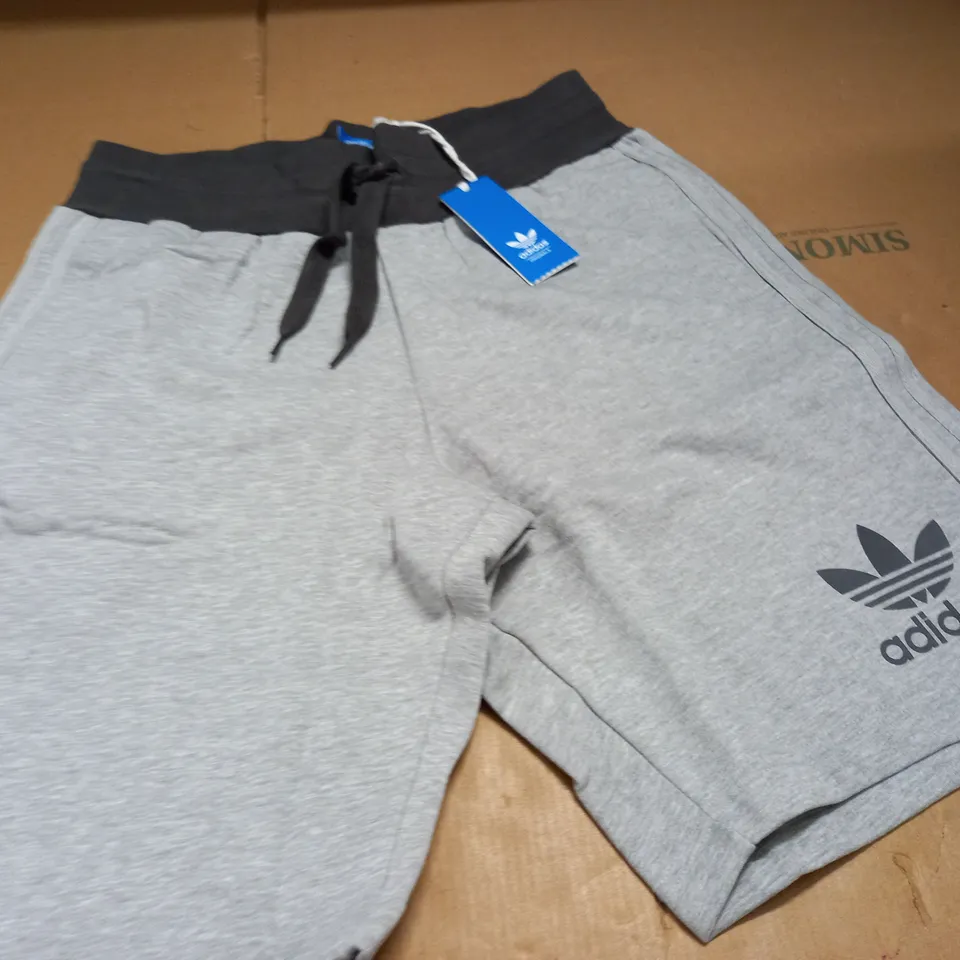 ADIDAS ESSENTIAL SPORTS SHORTS - UK S