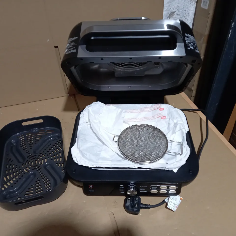 NINJA HEALTH GRILL & AIR FRYER (AG651UK)