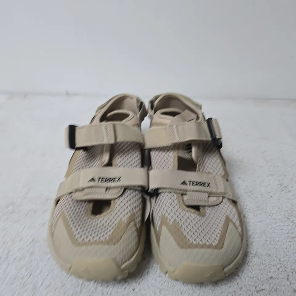ADIDAS TERREX SANDALS – SIZE 10
