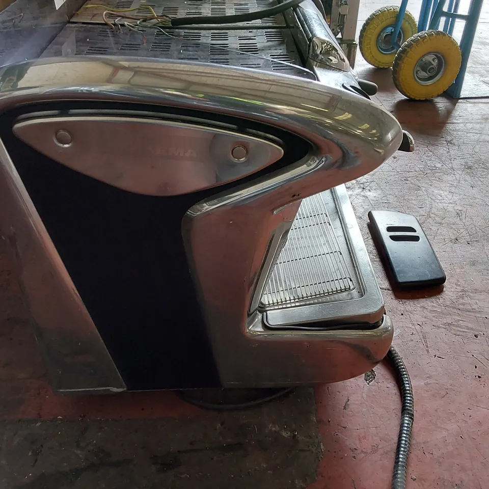 FAEMA EMBLEMA 2 GROUP ESPRESSO MACHINE