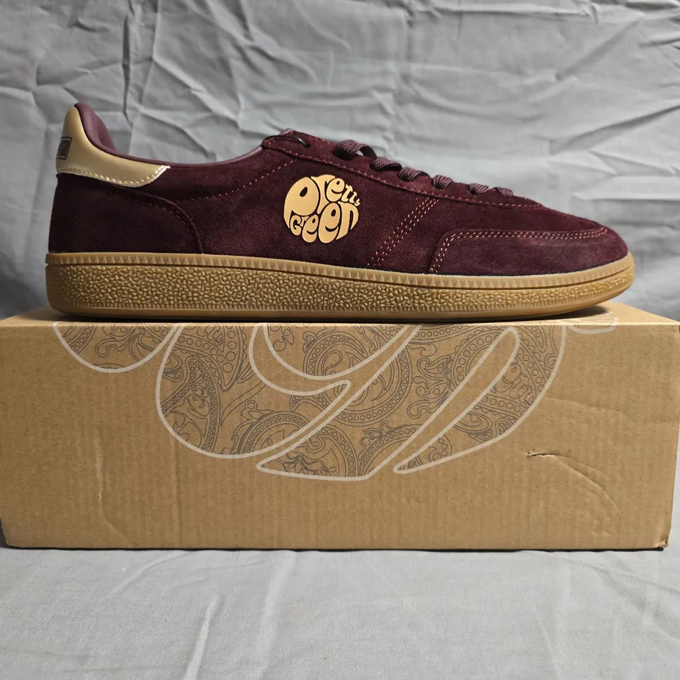 BOXED PAIR OF PRETTY GREEN LACE UP SHOES IN DEEP MAROON/GOLD SIZE UK 12