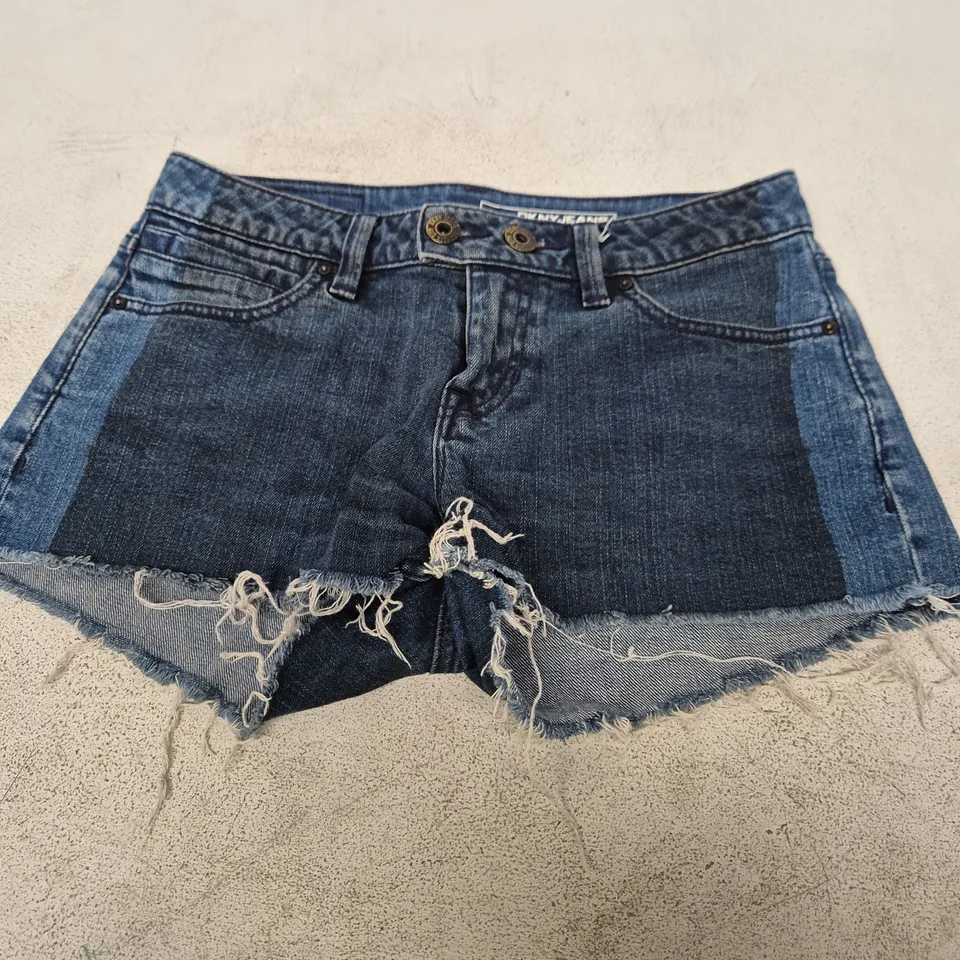 DKNY JEANS DENIM SHORTS – WOMEN'S, FRAYED HEM