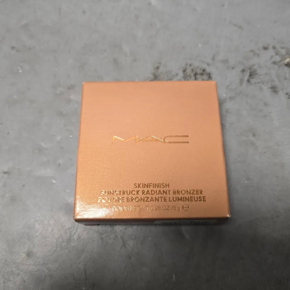BOXED MAC SUNSTRUCK BRONZER RADIANT MEDIUM GOLDEN 