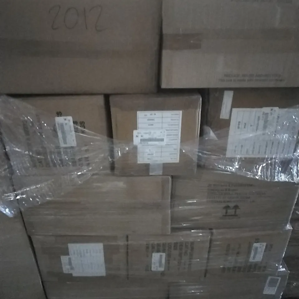PALLET CONTAINING APPROXIMATELY 120 BRAND NEW DESIGNER WOMEN'S CLOTHES WHICH INCLUDE; JD WILLIAMS JEANS, PANTS, DRESSES, TOPS ETC