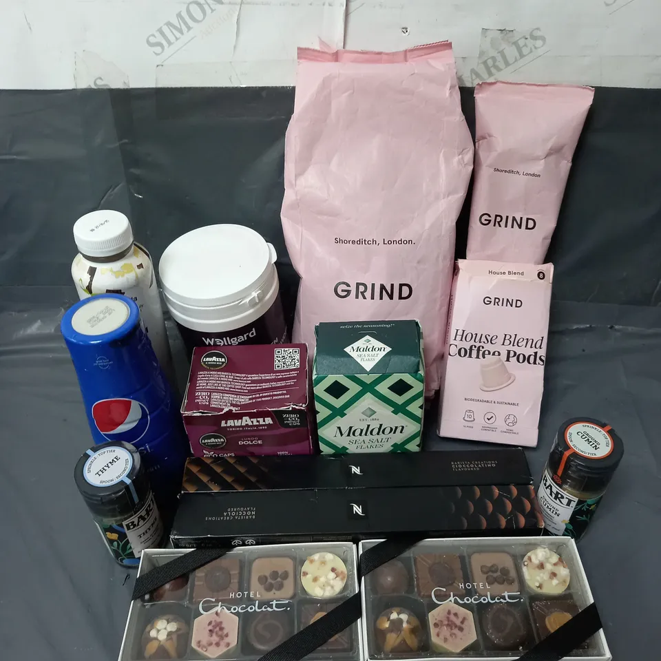 APPROXIMATELY 10 ASSORTED FOOD & DRINK ITEMS TO INCLUDE - GRIND COFFEE BEANS - HOTEL CHOCOLAT CHOCOLATE SELECTION - PEPSI SODASTREAM - ETC
