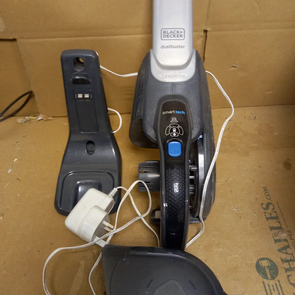 BLACK + DECKER SMARTTECH DUSTBUSTER 