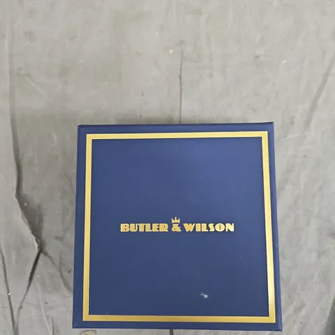 BUTLER & WILSON FLORAL DROP EARRINGS WITH TURQUOISE CENTRES - BLUE BOX