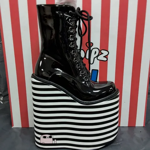 BRAND NEW BOXED KOI KETNIPZ A BEAN WITH A PLATFORM 5O DREAM BOOTS IN BLACK - UK 5