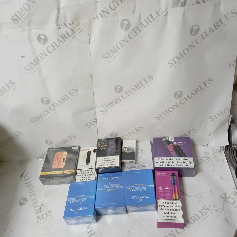 BOX OF APPROXIMATELY 10 ECIG PRODUCTS TO INCLUDE ASPIRE, VAPORESSO, VAPORSTORM 