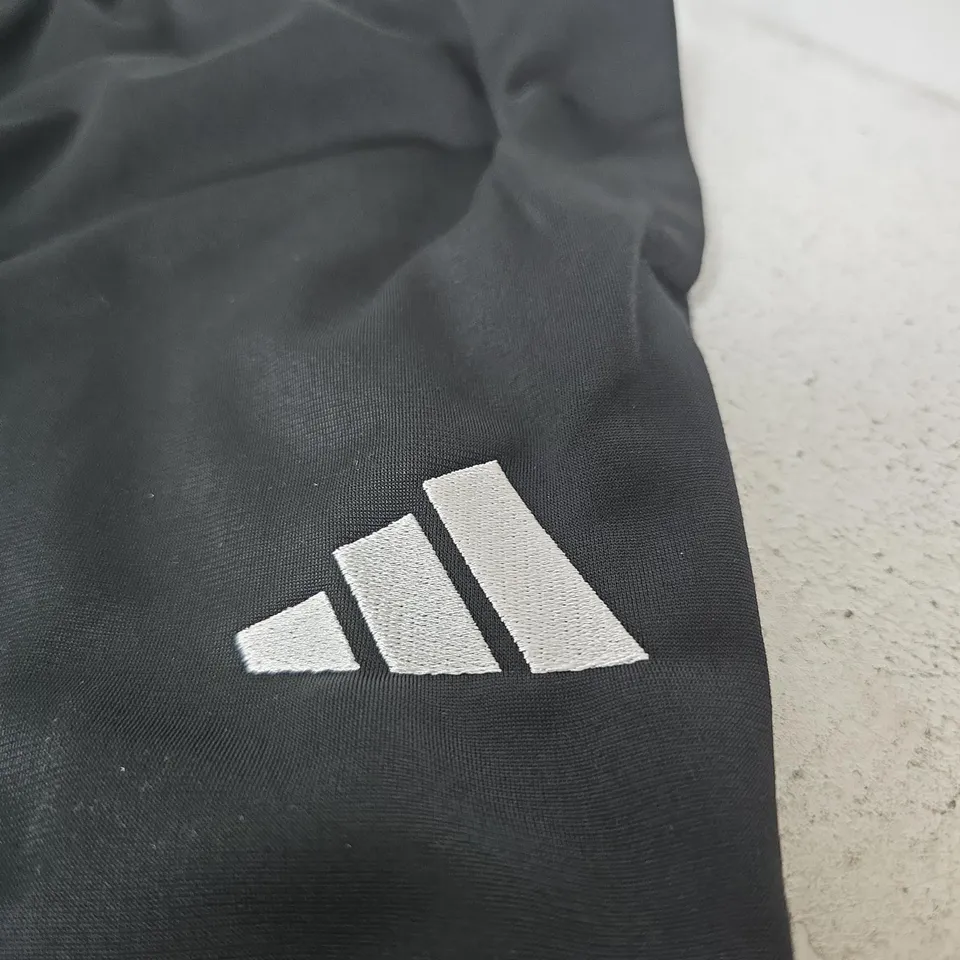 ADIDAS BLACK TRACK PANTS – UK XL