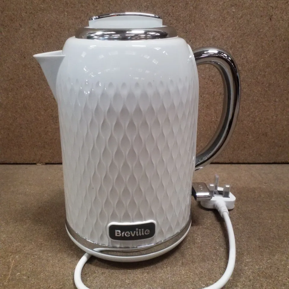 BOXED BREVILLE VKT117 CURVE 1.7L JUG KETTLE, WHITE WITH CHROME