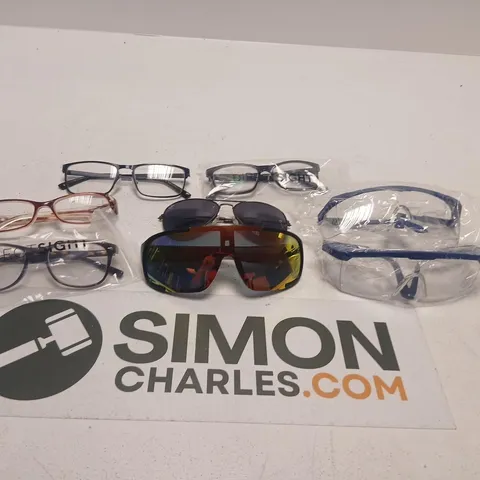 LAERGE QUANTITY OF ASSORTED GLASSES AND ACCESSORIES