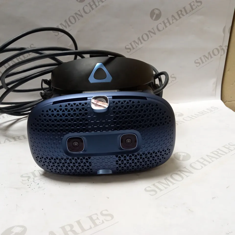 BOXED HTV VIVE COSMOS VIRTUAL REALITY RRP £909.99