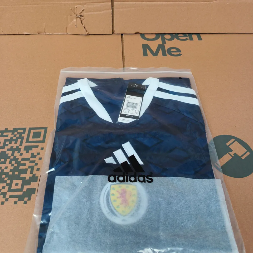 ADIDAS SCOTLAND FC HOME JERSEY - SIZE M
